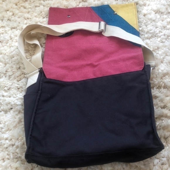 DISNEY | Disney x Junk Food Mickey Mouse Messenger Bag - Picture 7 of 7